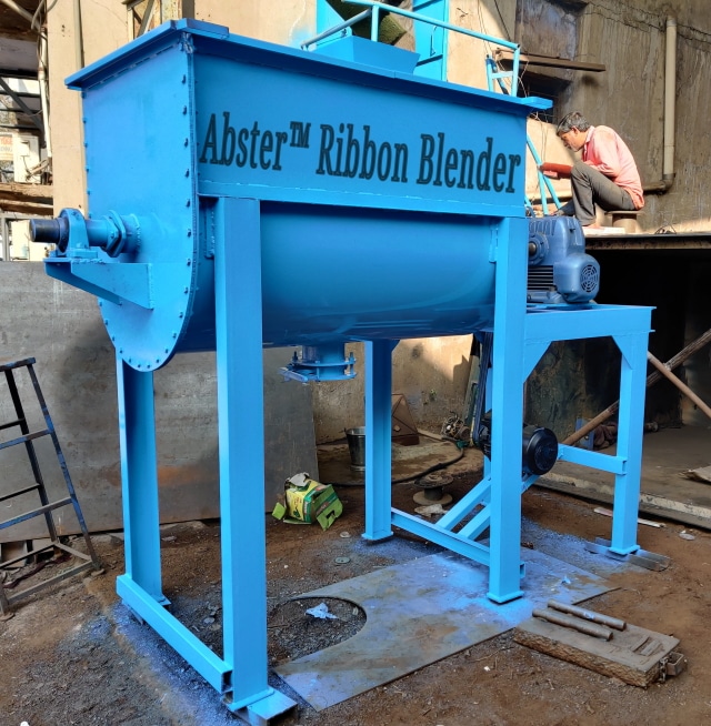 ribbon-blender-mixer-machine